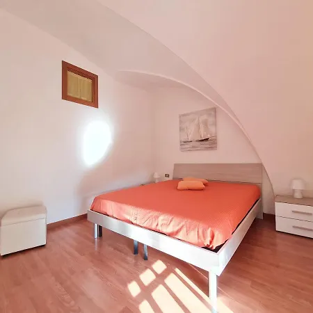 Casa Borgomonte بيت للعطل